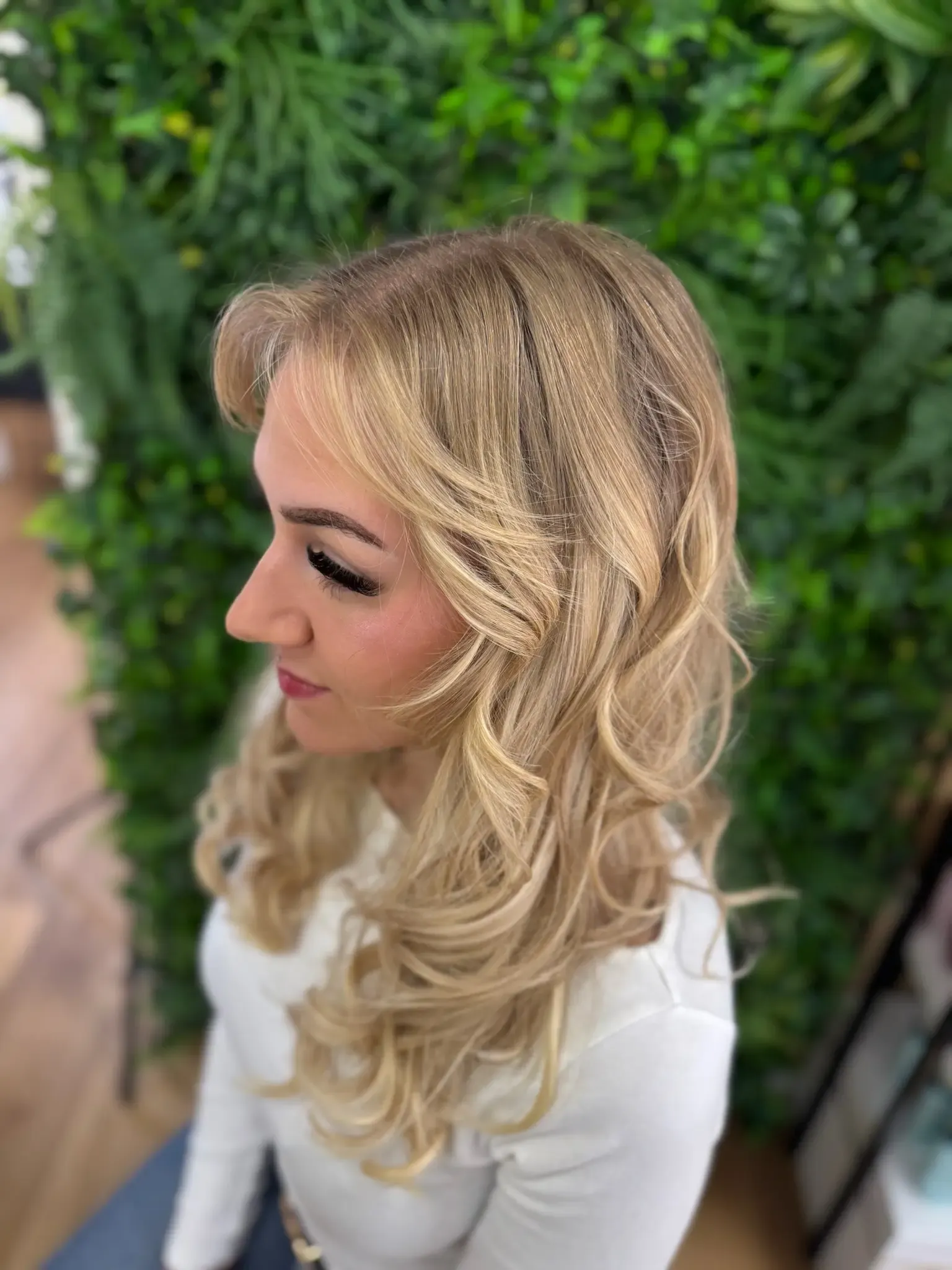 Friseursalon Chic & Chill in Markkleeberg — Wohlfühlatmosphäre und Top-Stylisten.
